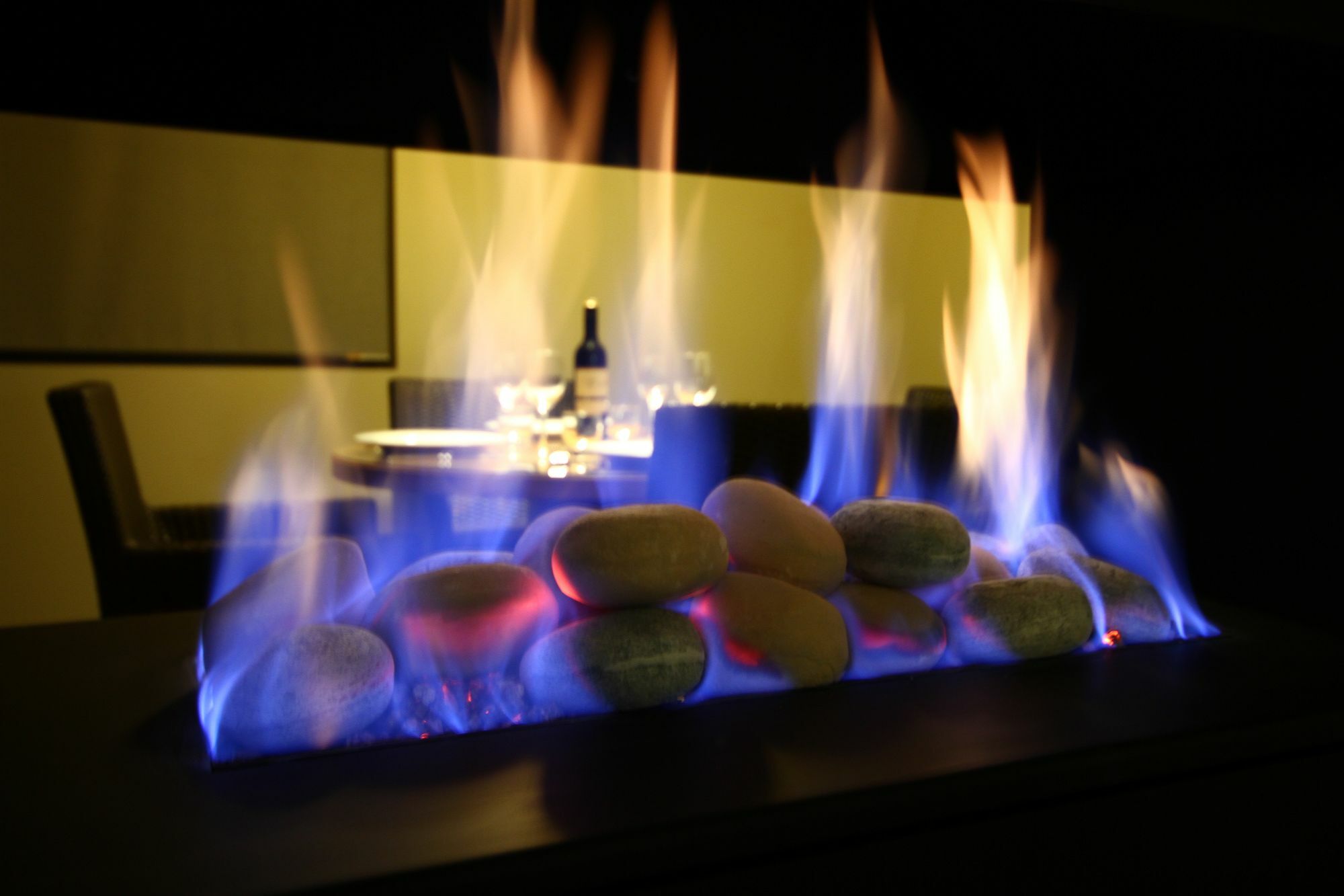 Chateau Elan At The Vintage Поколбін Екстер'єр фото A bioethanol fireplace